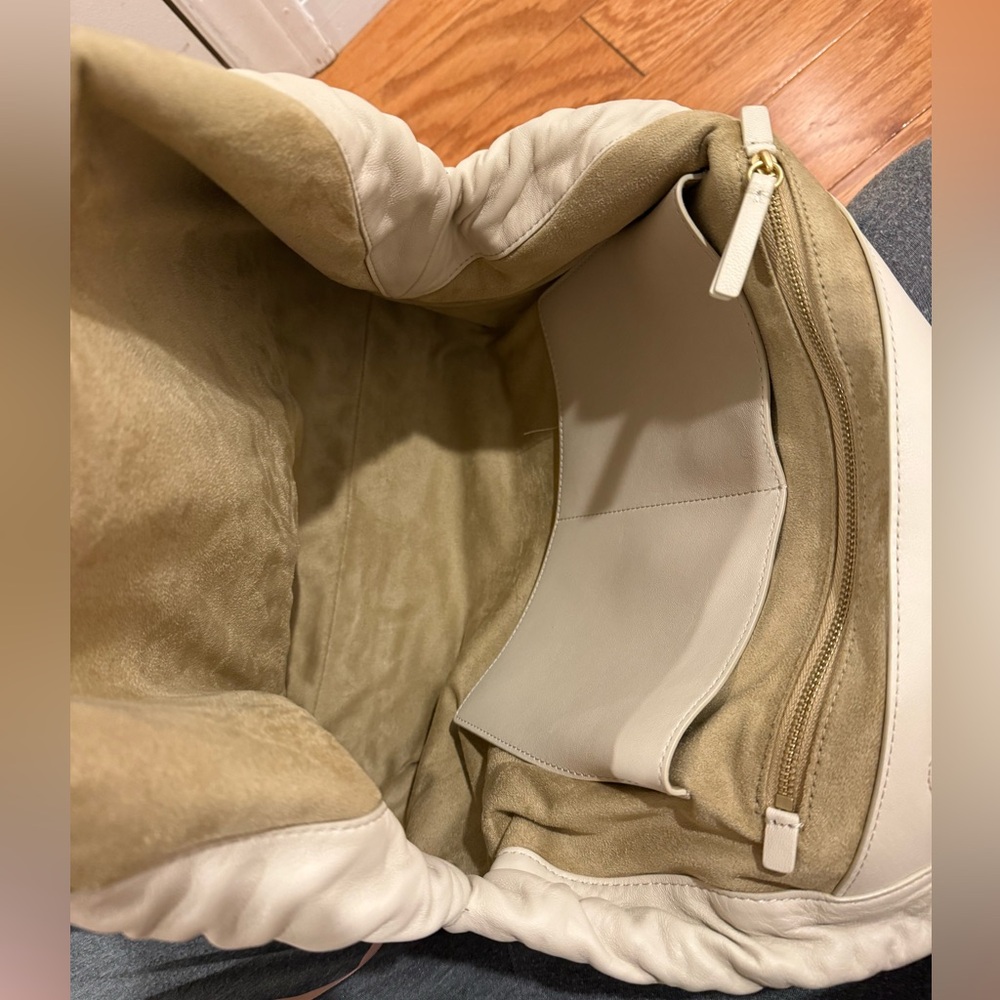 Veronica Beard Slouch Leather Shoulder Bag - Picture 11 of 12